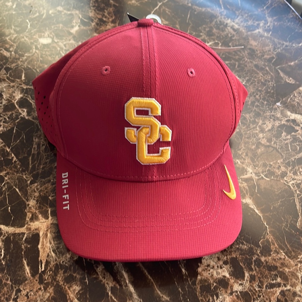 Brand New men’s Dri Fit SC cap